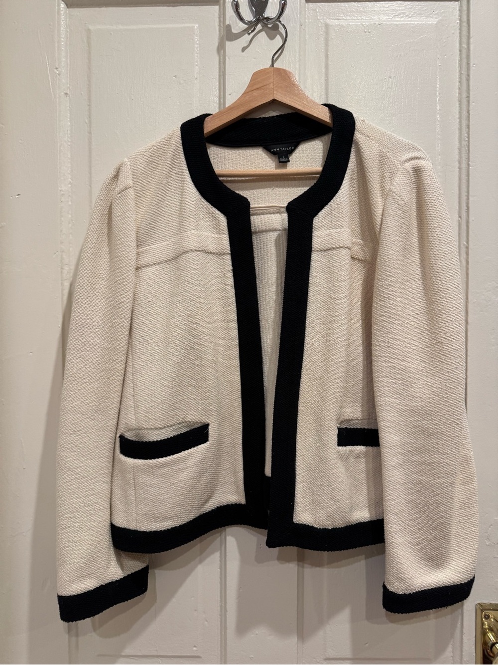 Ann Taylor Cream and Black Open Front Boucle Jacket, L
